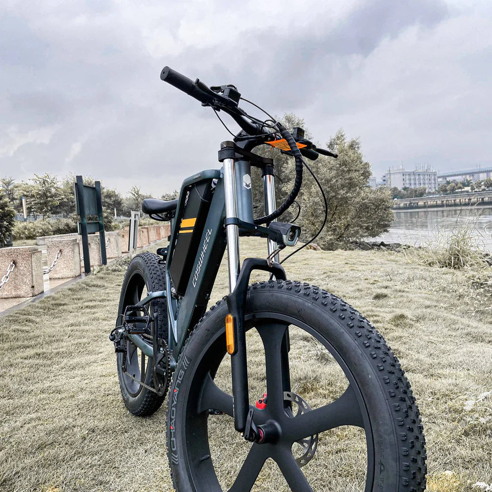 Vélo électrique Fatbike | COSWHEEL T26 | 1000W | V-max 25 km/h | Autonomie 140 km - Urban Bikes