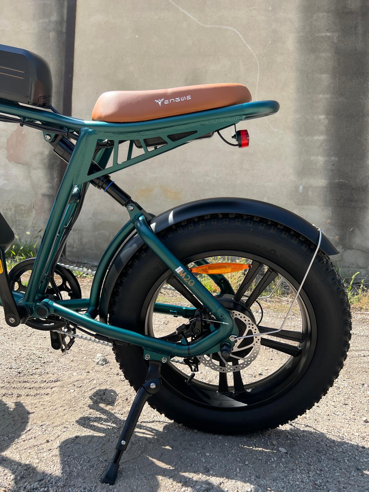 Vélo électrique Fatbike | Engwe M20 | 750 W | V-max 25 km/h | Autonomie 150 km - Urban Bikes