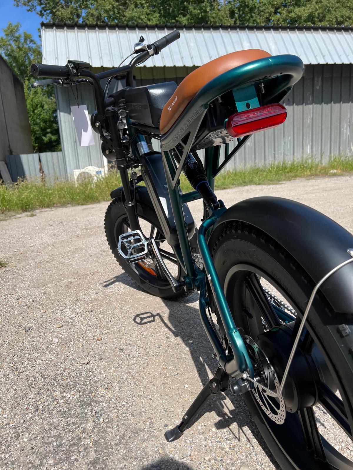 Vélo électrique Fatbike | Engwe M20 | 750 W | V-max 25 km/h | Autonomie 150 km - Urban Bikes